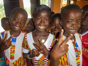 Star of Hope Where We Work rapport ghana barn v tecken