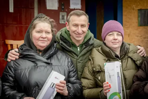 Star of Hope US Fire and Hope: Heating Ukraine Food 5 kopiera