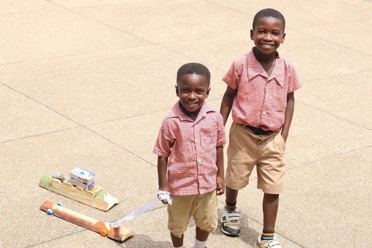 Star of Hope US Stem Learning Cars From Coconut Branches. 178570